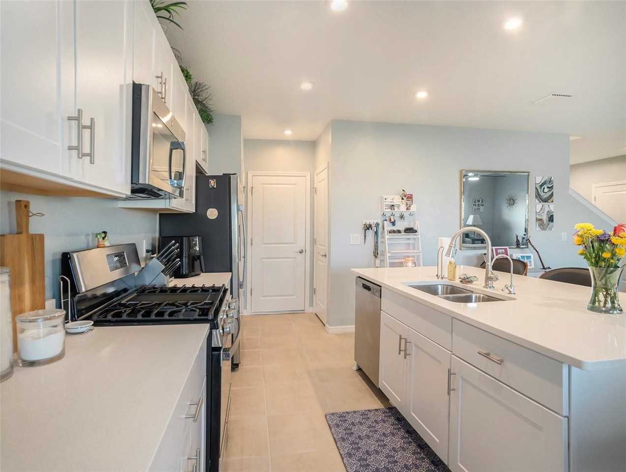 5912 Laurelcrest Gln - Photo 6 of 27