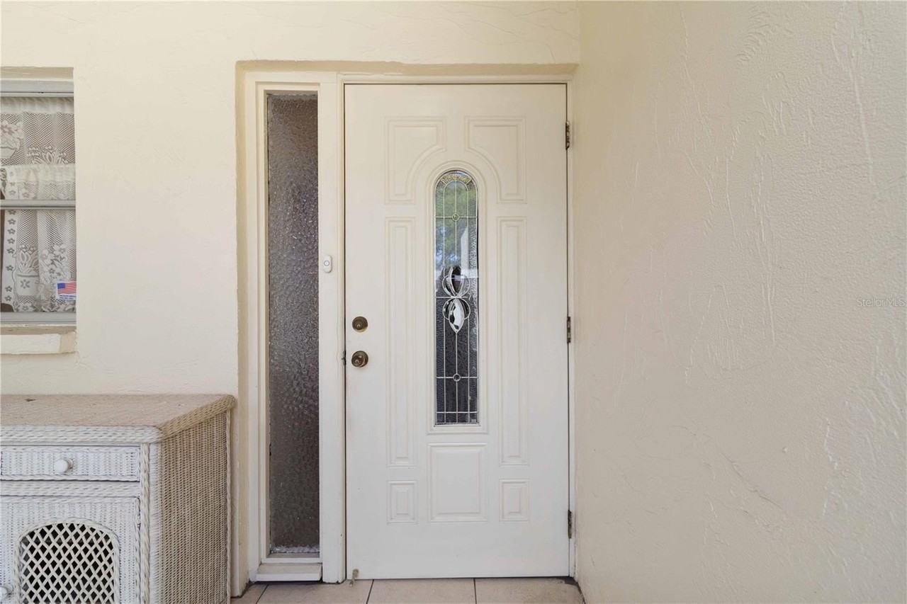 6215 Green View Cir #74 - Photo 4 of 29