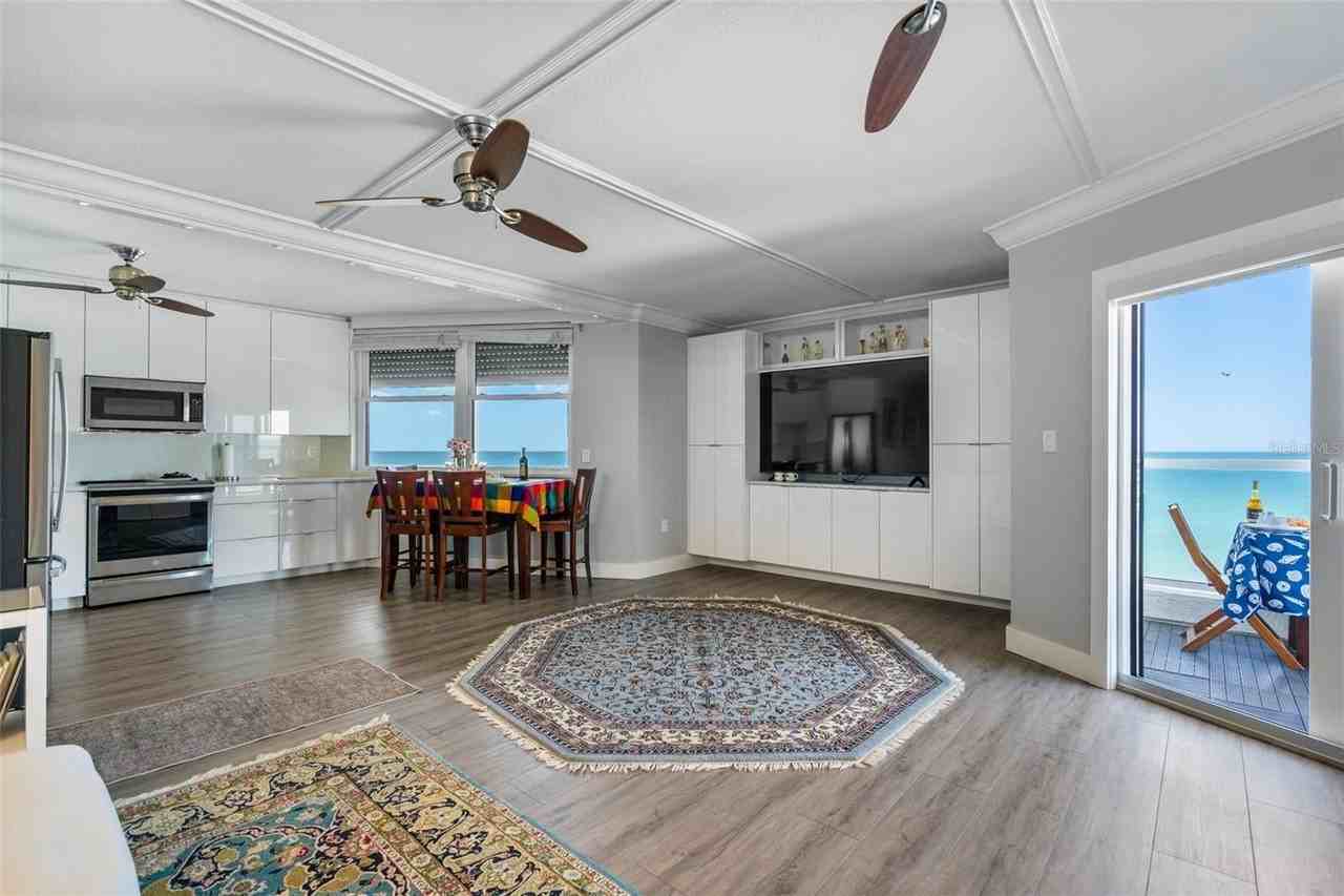 1050 Longboat Club Rd #506 - Photo 6 of 32