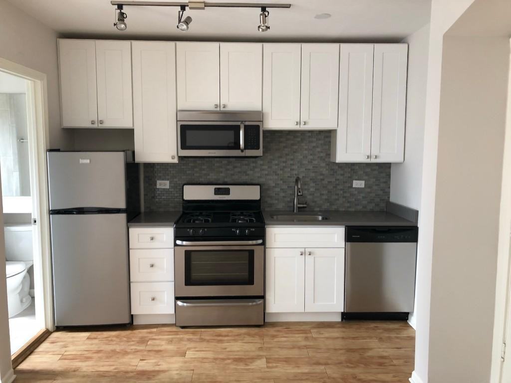 2834 W Palmer St #GDN2 - Photo 4 of 7