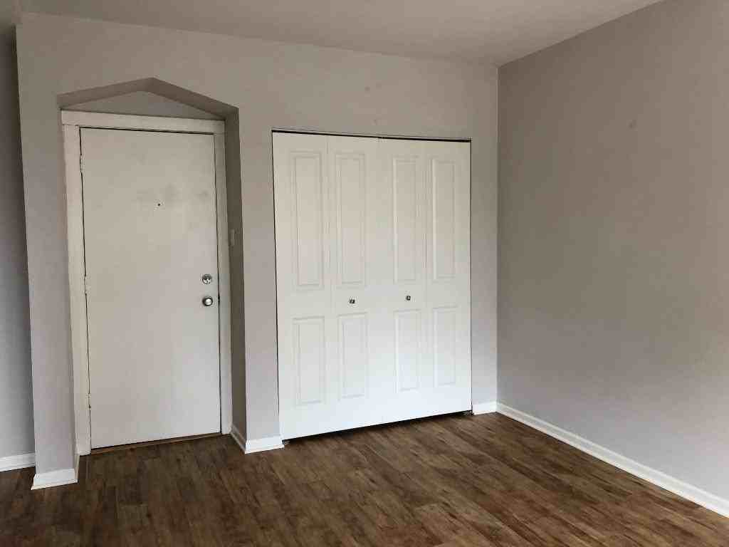 2834 W Palmer St #GDN2 - Photo 6 of 7