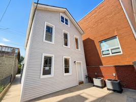 featured image of 1905 W Huron St #CH