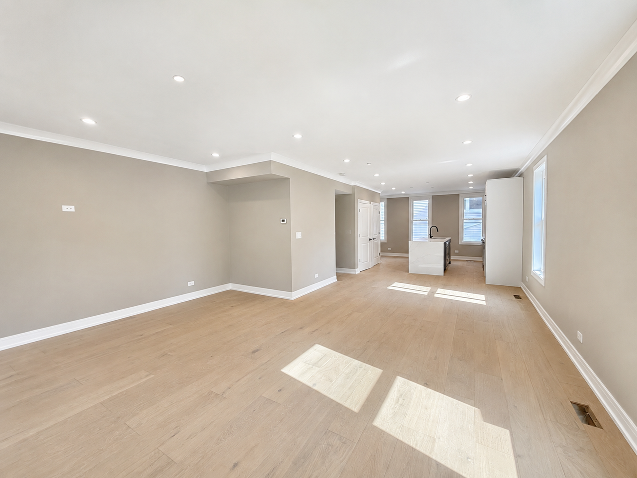 1905 W Huron St #CH - Photo 6 of 22