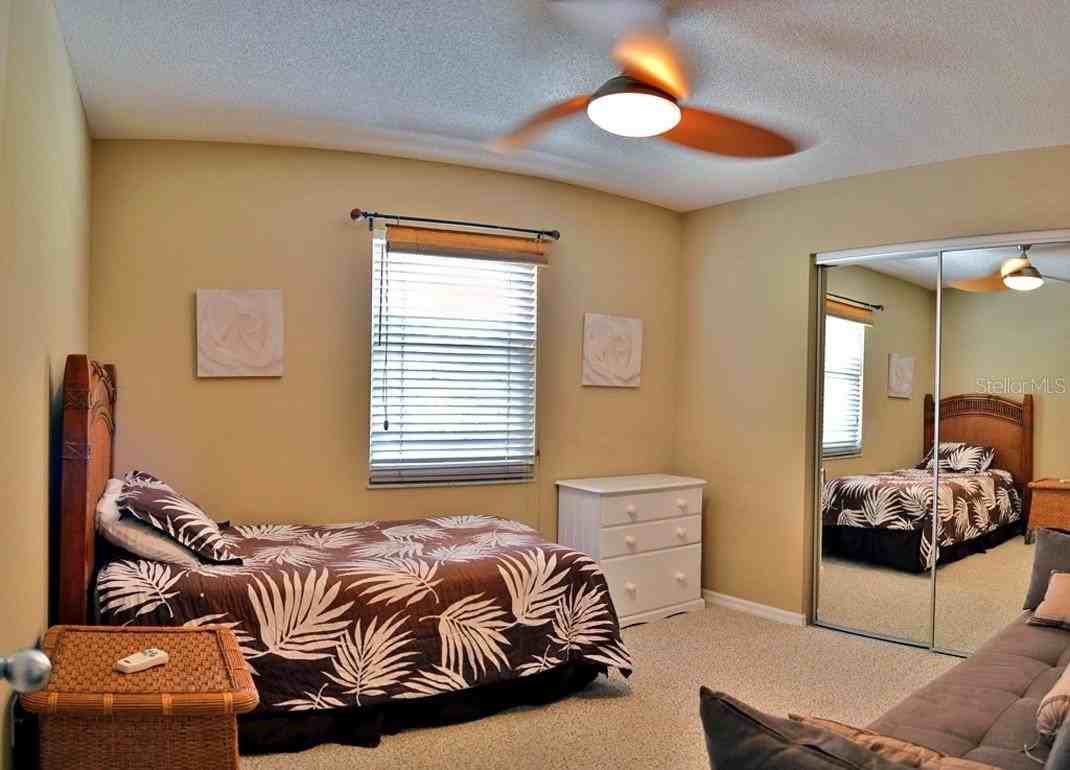 5157 Sandy Beach Ave - Photo 5 of 20