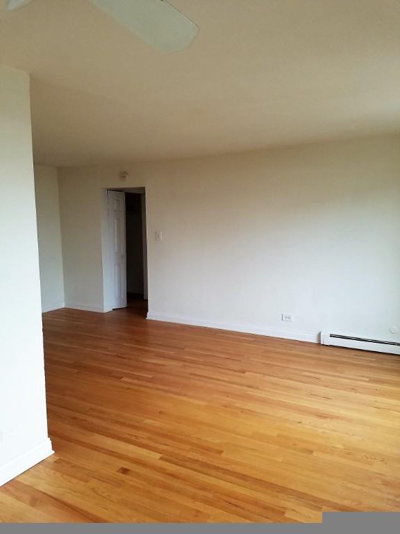 3710 N Pine Grove Ave #210 - Photo 5 of 10