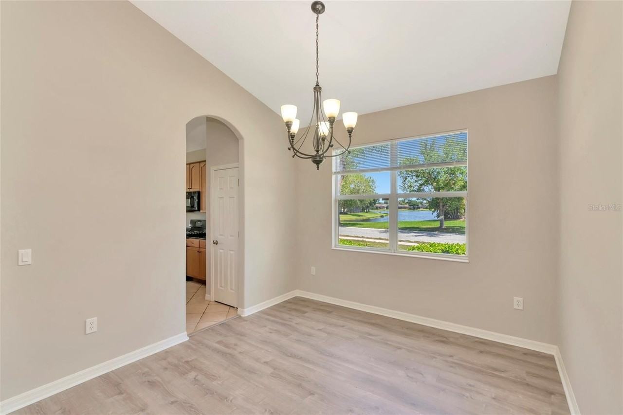 12079 Aster Ave - Photo 7 of 43