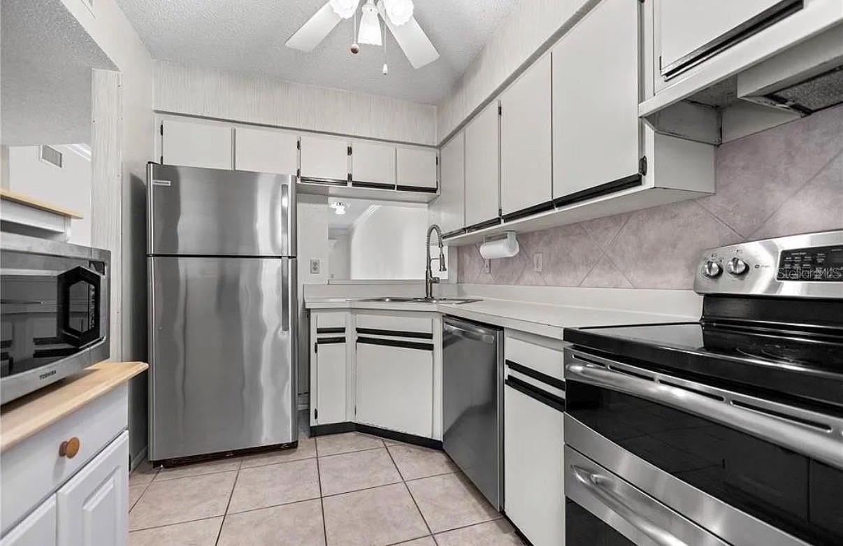7294 Cloister Dr #23 - Photo 5 of 21