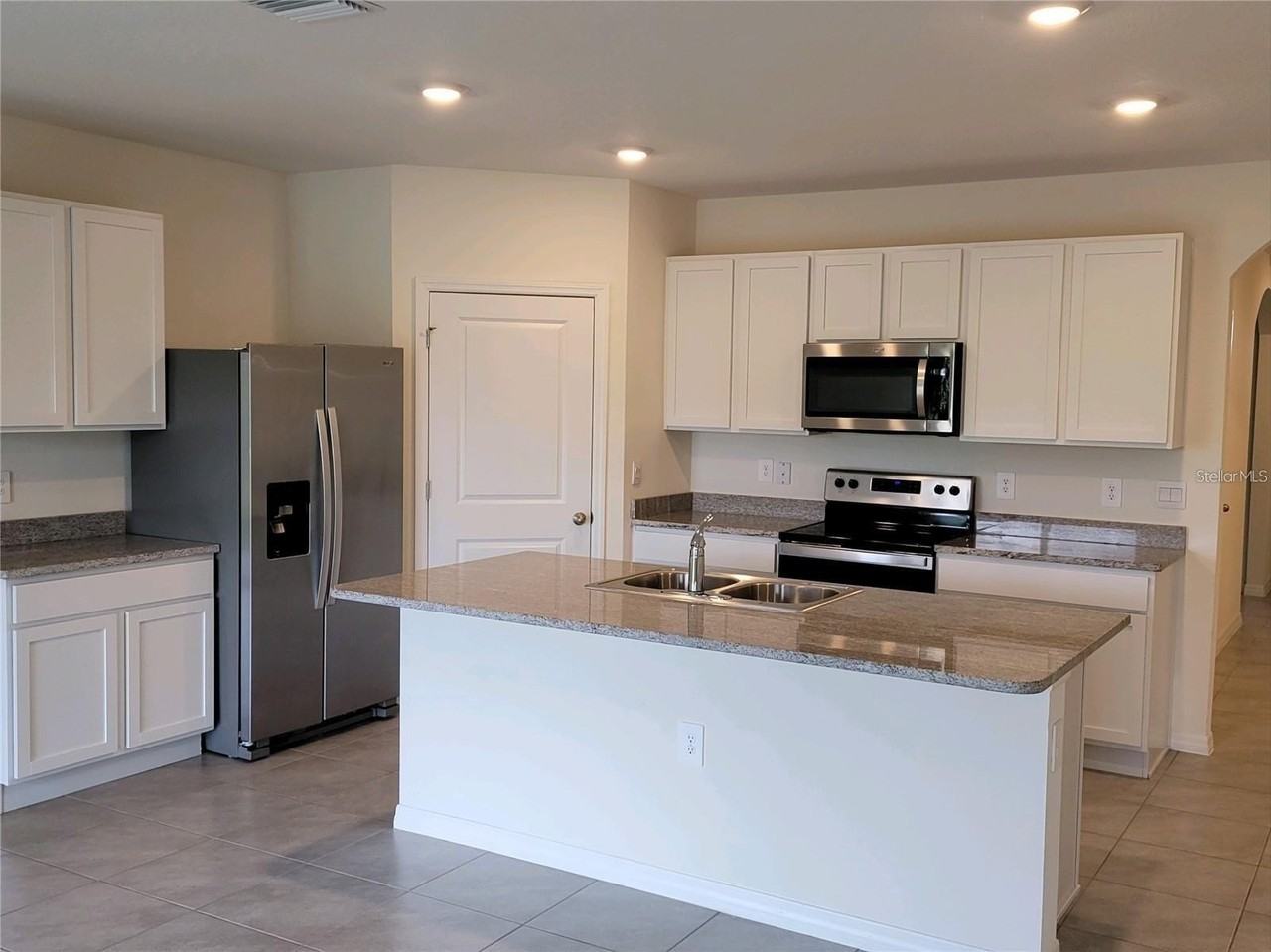 17419 Harvest Moon Way - Photo 2 of 14