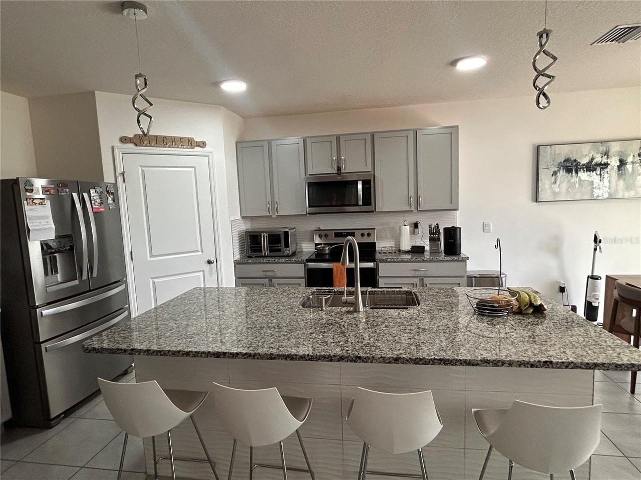 17630 Canopy Pl - Photo 4 of 33