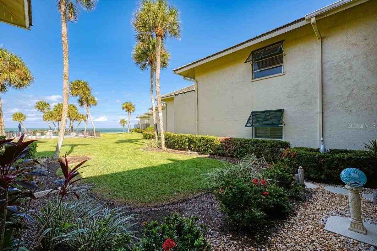 4660 Ocean Blvd #G1 - Photo 5 of 38