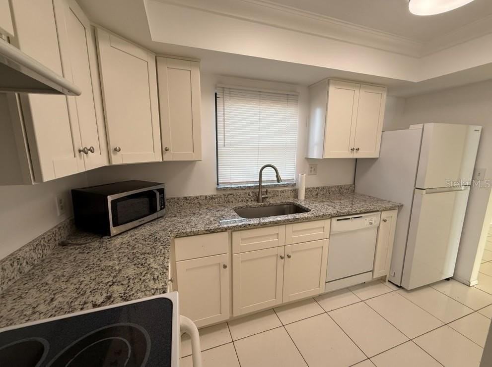 1204 Spanish Cay Ln #A - Photo 6 of 12