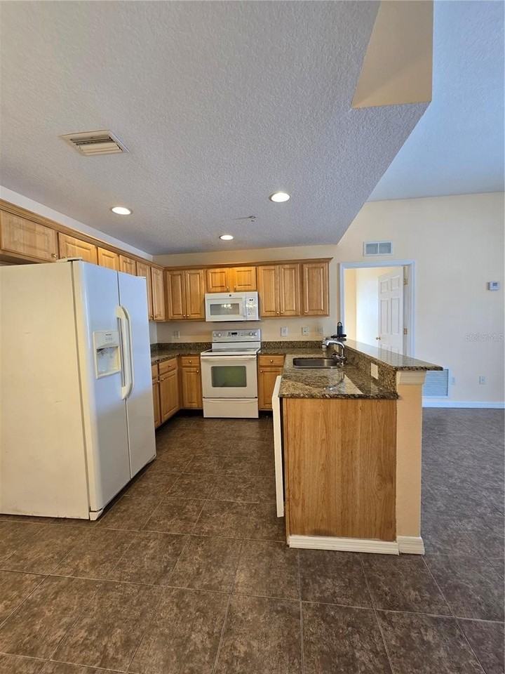 2607 River Preserve Ct #2607 - Photo 7 of 15