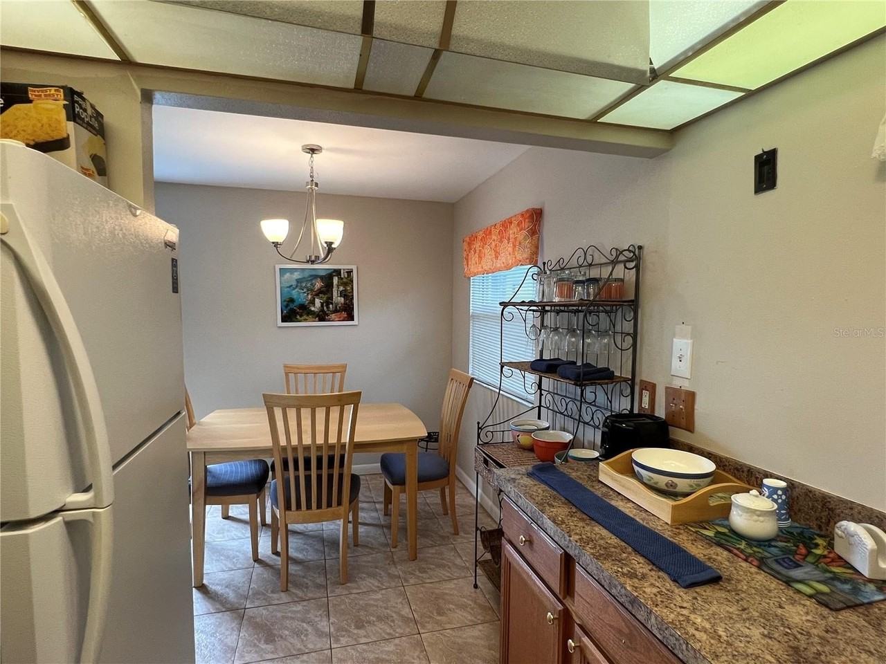 1811 Bedford Ln #164 - Photo 7 of 44