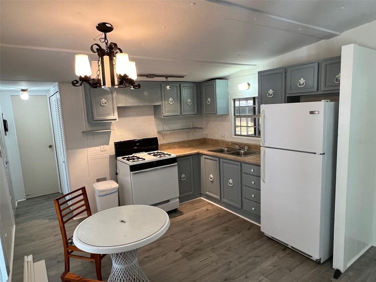 11 Shady Ln - Photo 5 of 15