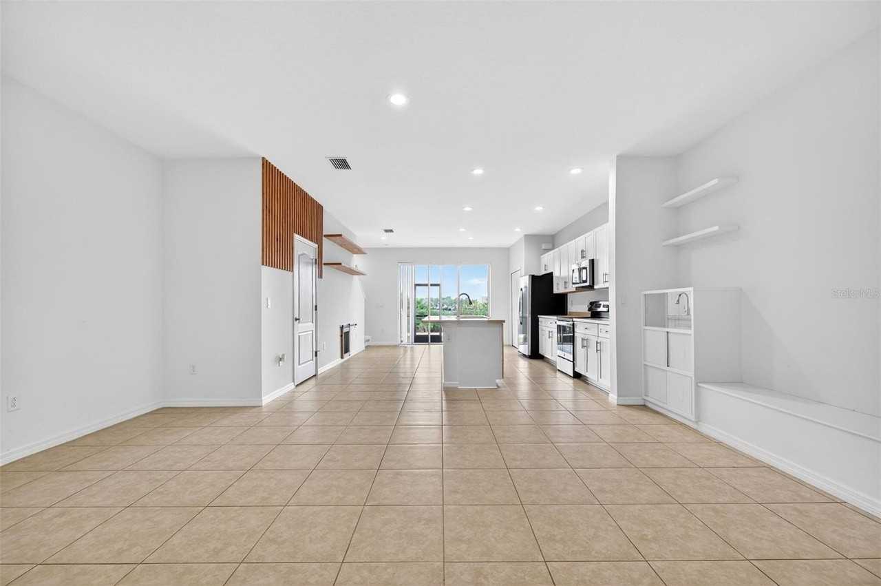 8667 Canyon Creek Trl - Photo 5 of 41