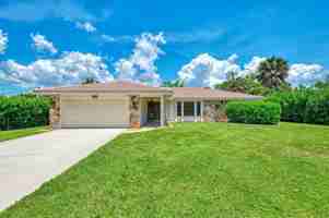 featured image of 2340 Palmetto St