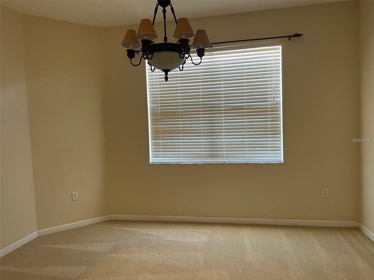 9035 Vista Verde Dr - Photo 6 of 17