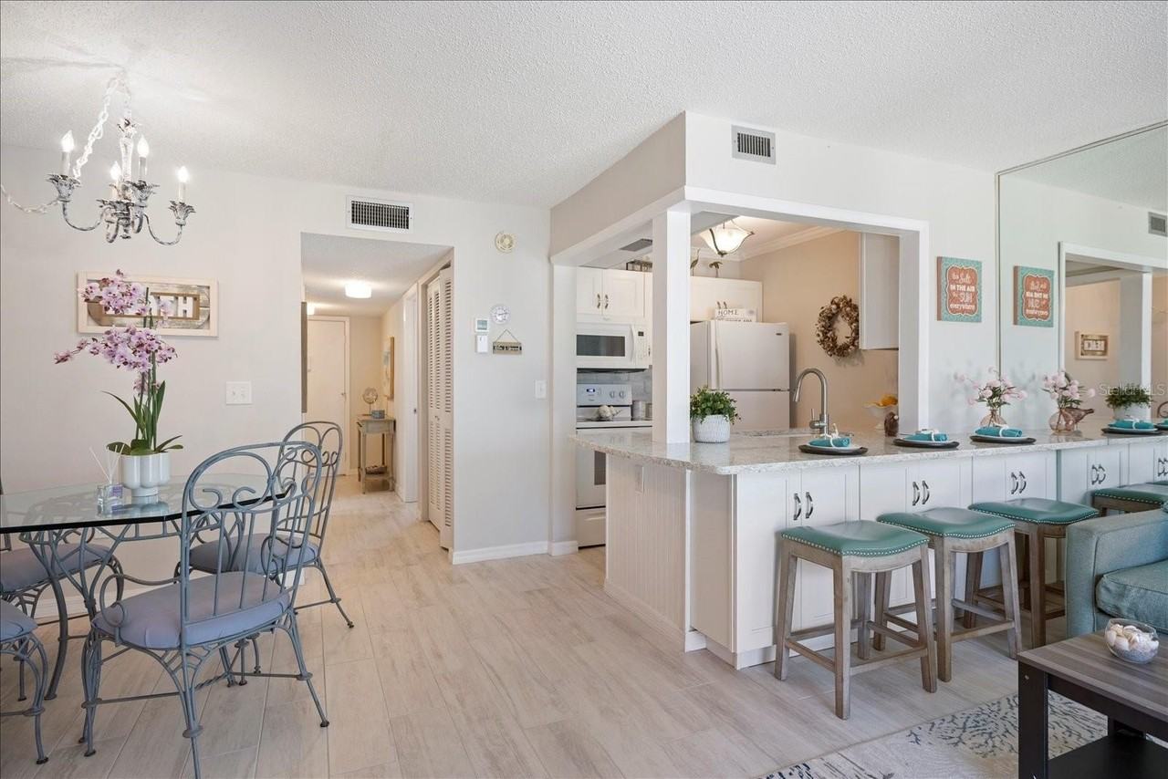 1604 Stickney Point Rd #102 - Photo 5 of 29