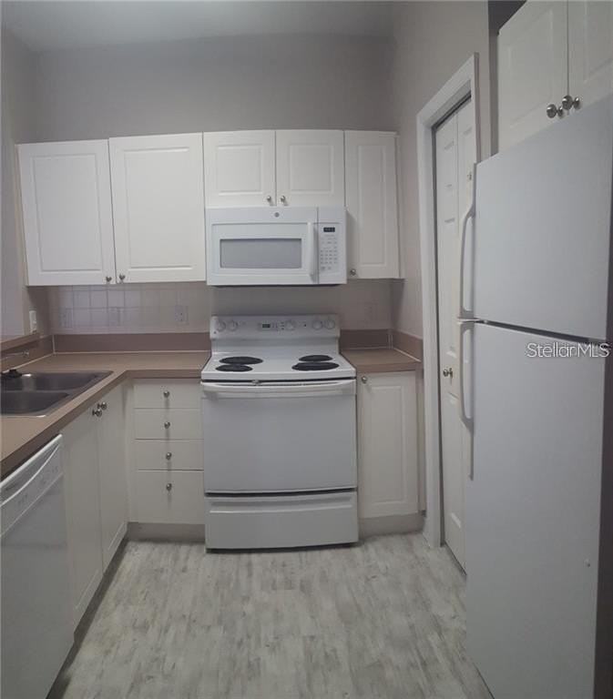 5152 Northridge Rd #204 - Photo 2 of 20