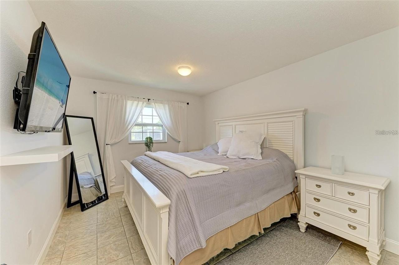9810 Dorado Ave #9810 - Photo 5 of 19