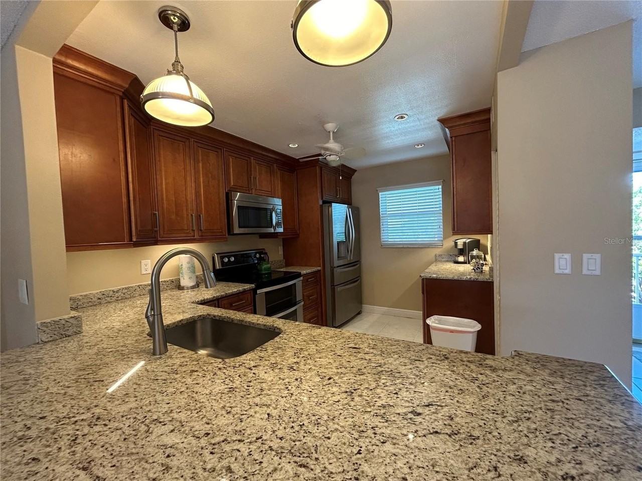 4040 Ironwood Cir #404F - Photo 3 of 20