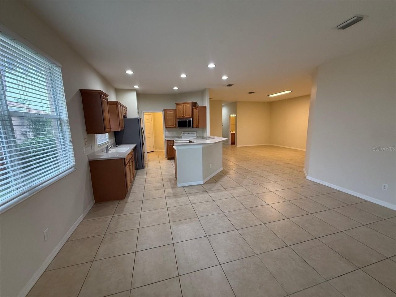 342 Fairway Isles Ln - Photo 6 of 17
