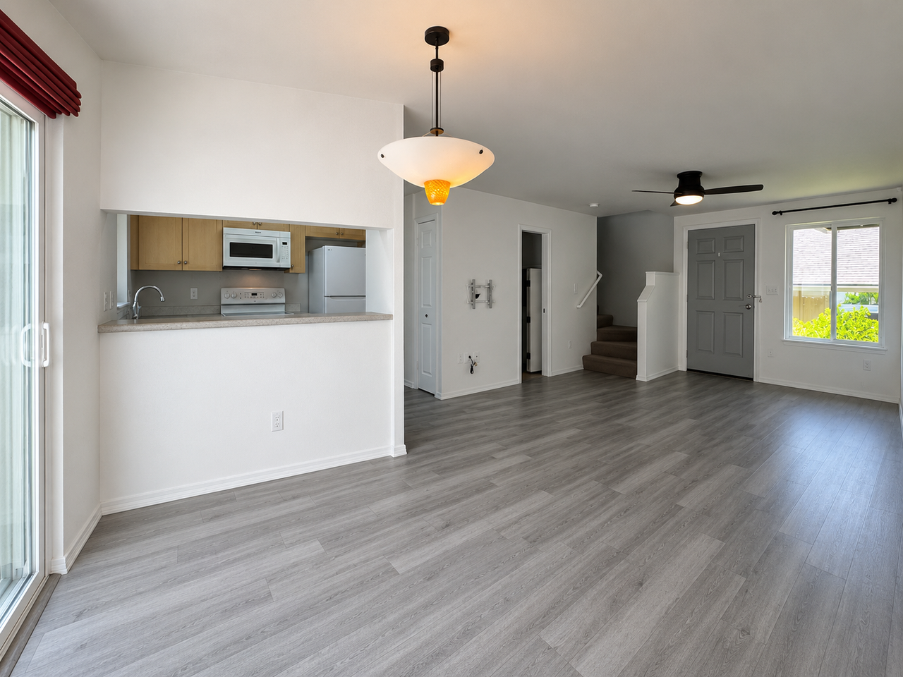 671 Meakanu Ln #1 - Photo 4 of 16