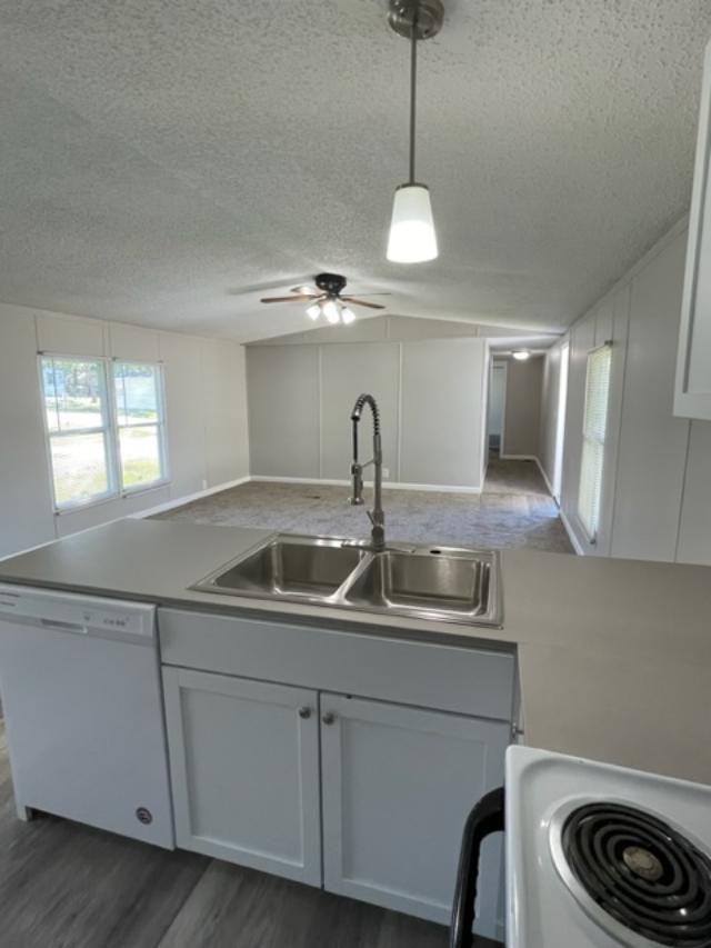 18 Fox Haven Dr #1 - Photo 4 of 13