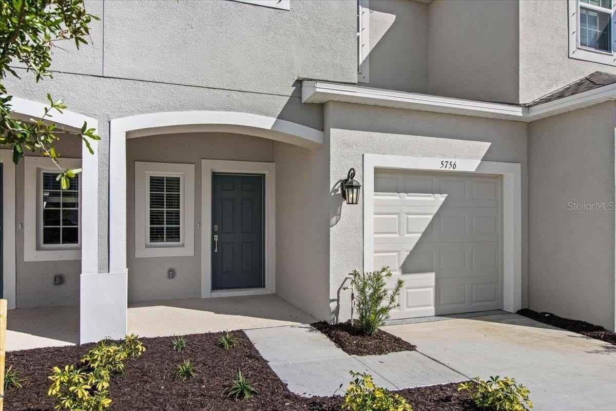 5756 Haven Ter - Photo 5 of 50