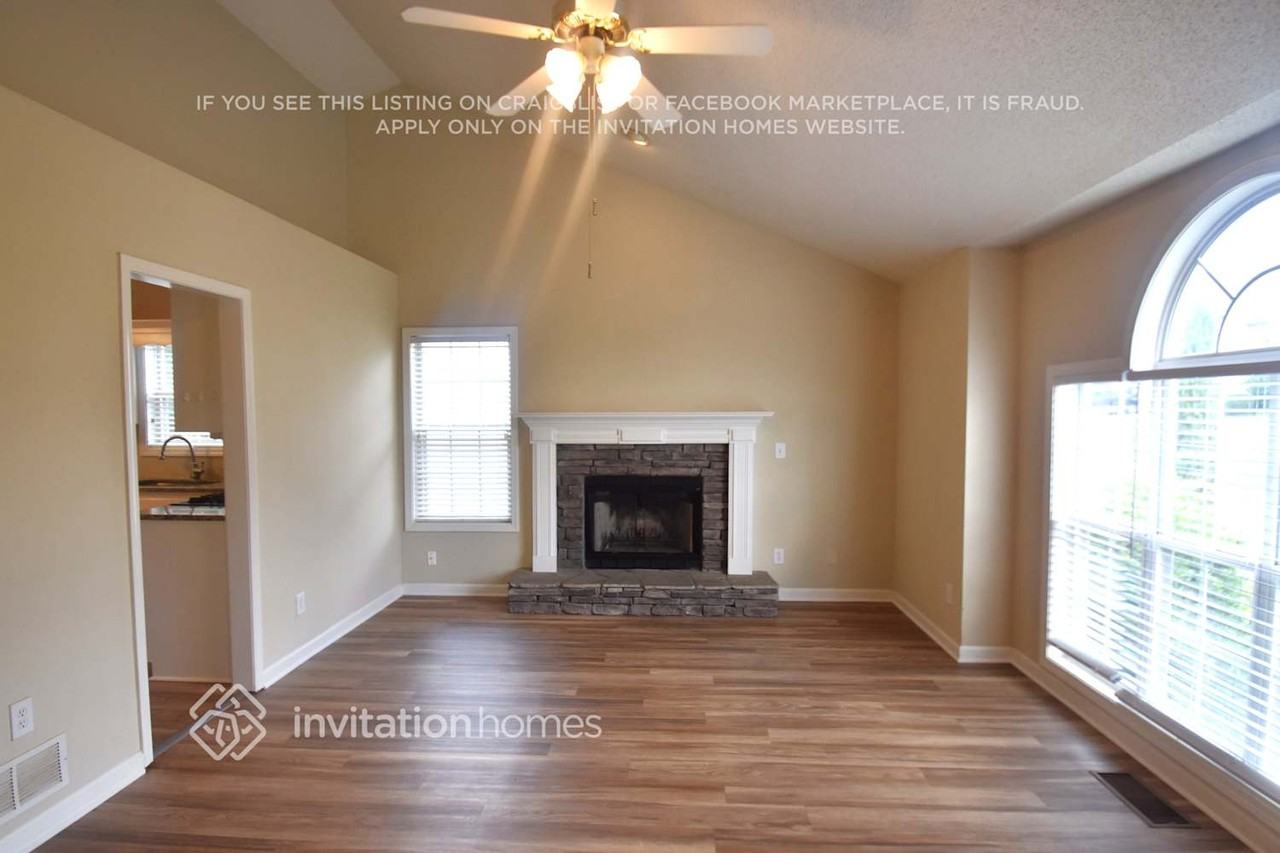 4067 Mount Vernon Dr - Photo 7 of 19