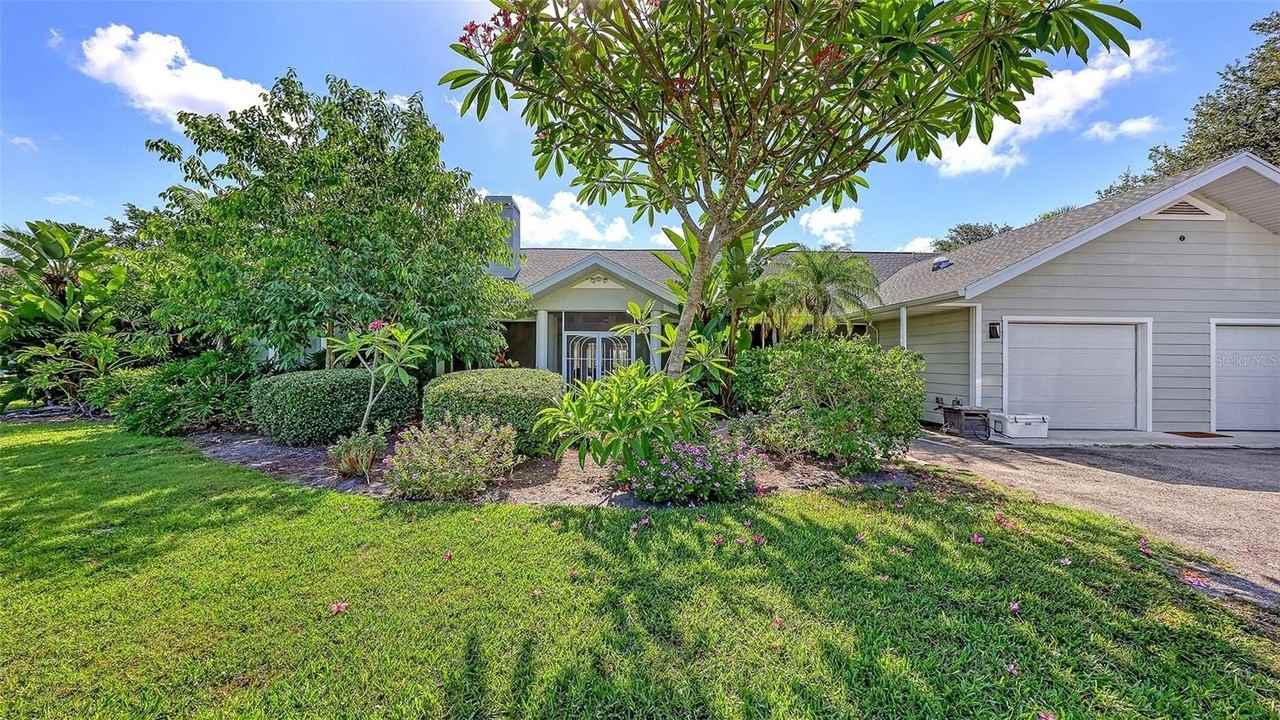 4935 Riverwood Ave - Photo 5 of 16