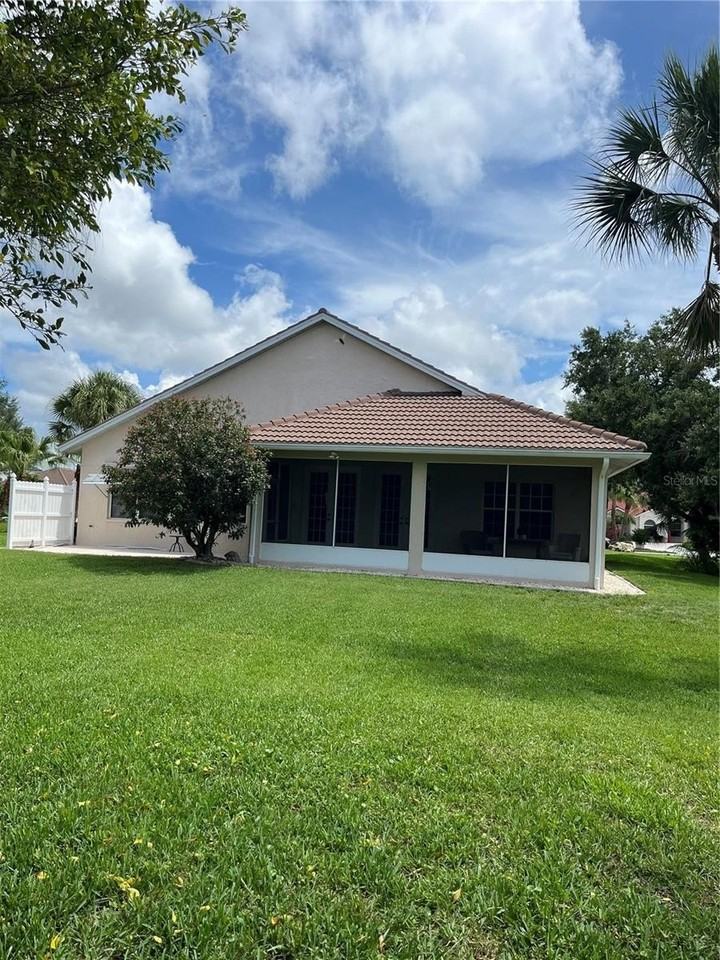 174 Grand Oak Cir - Photo 4 of 34