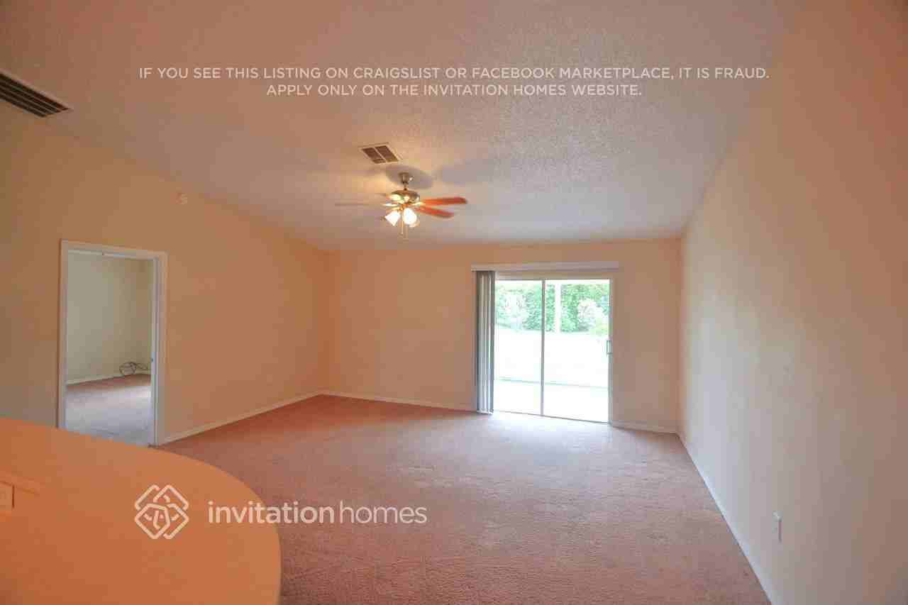 3081 Blaine Cir - Photo 3 of 8