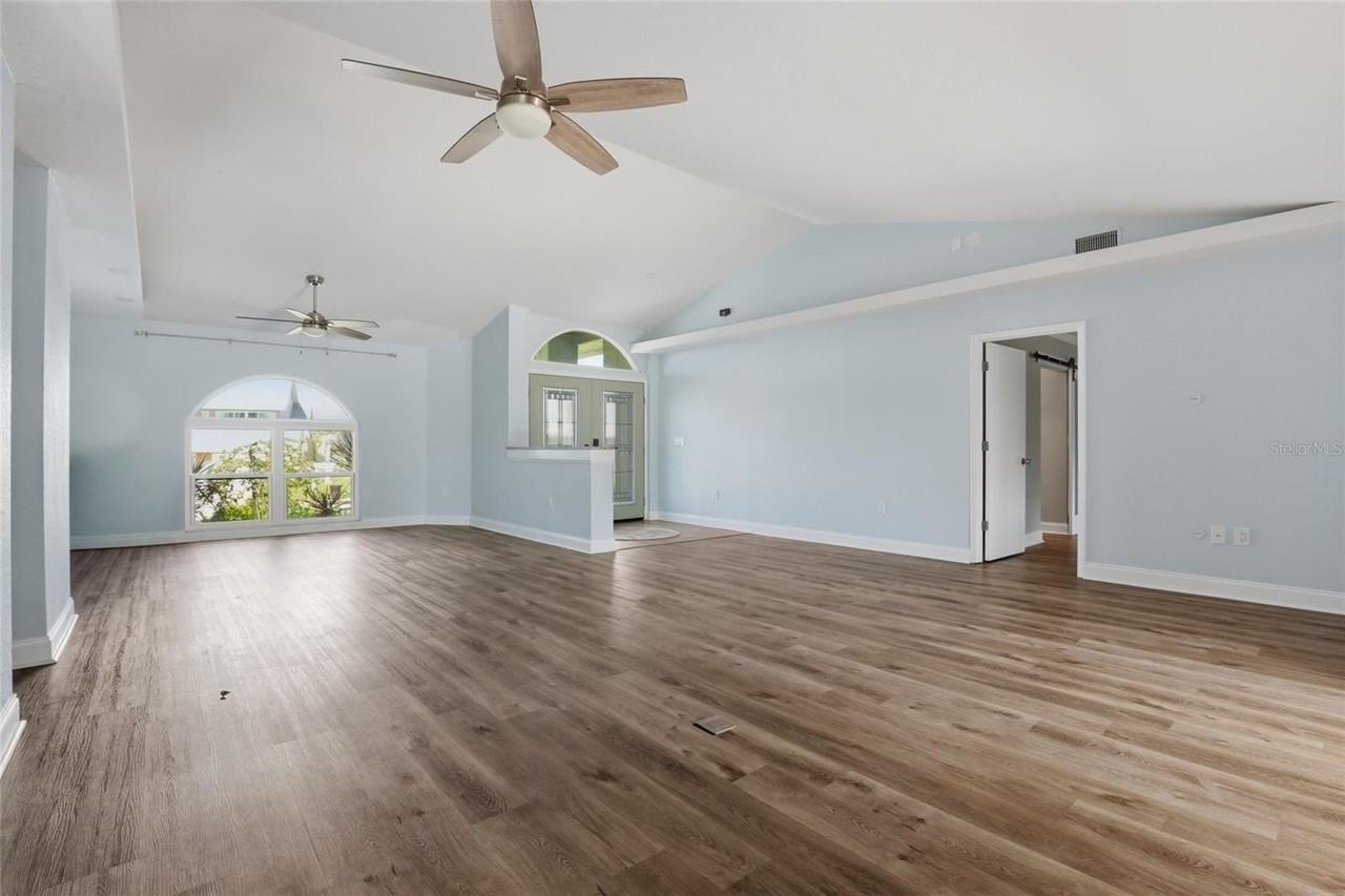 5207 86th Street Ct W - Photo 7 of 36