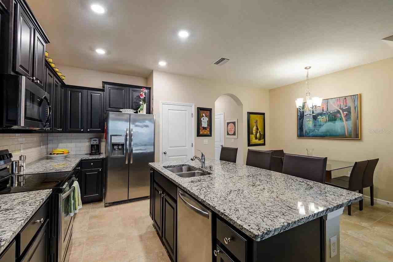 8688 Ice Wine St - Photo 6 of 19