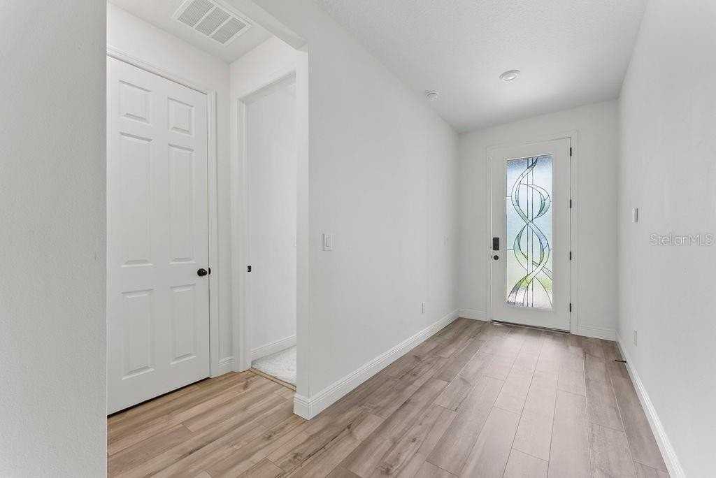 7322 34th Ct E - Photo 5 of 44