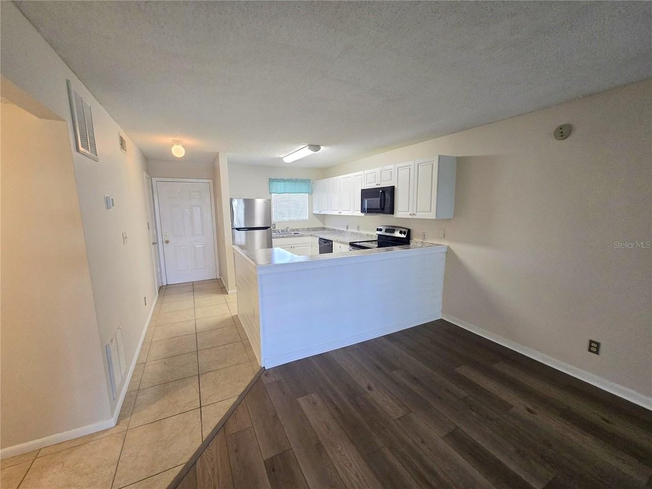 6033 34th St W #104 - Photo 5 of 21