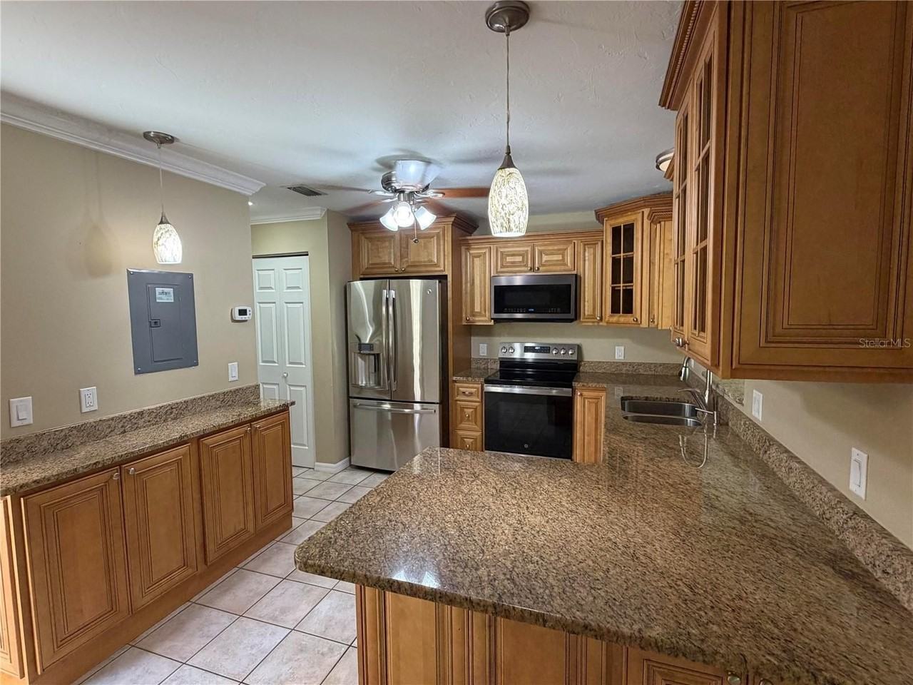3413 51st Avenue Cir W #205 - Photo 4 of 21