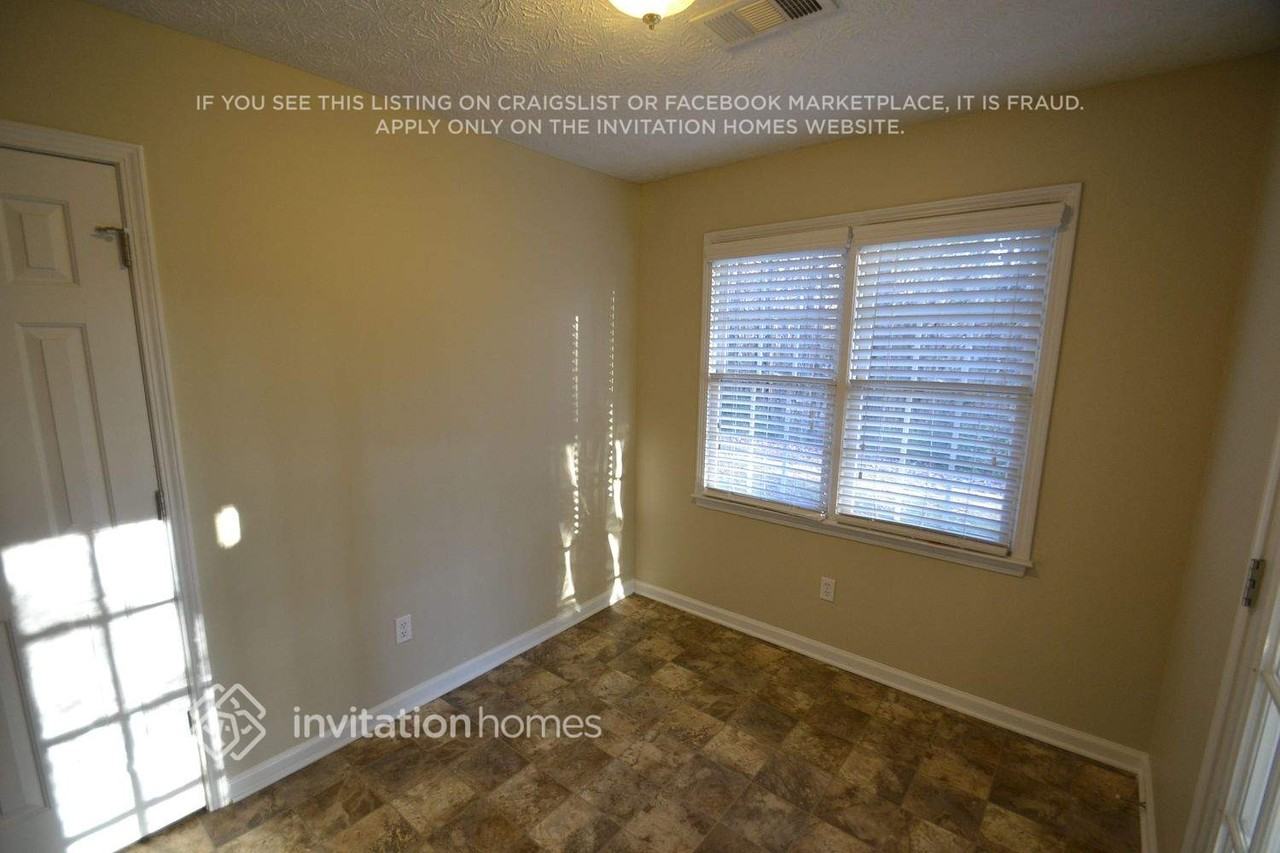 211 Johnstons Way - Photo 5 of 13
