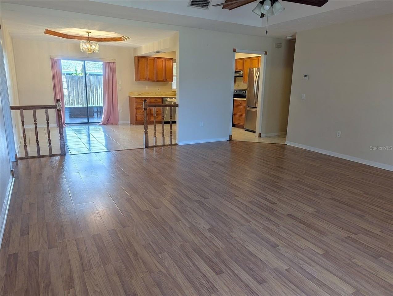 88 Temple Rd - Photo 4 of 32