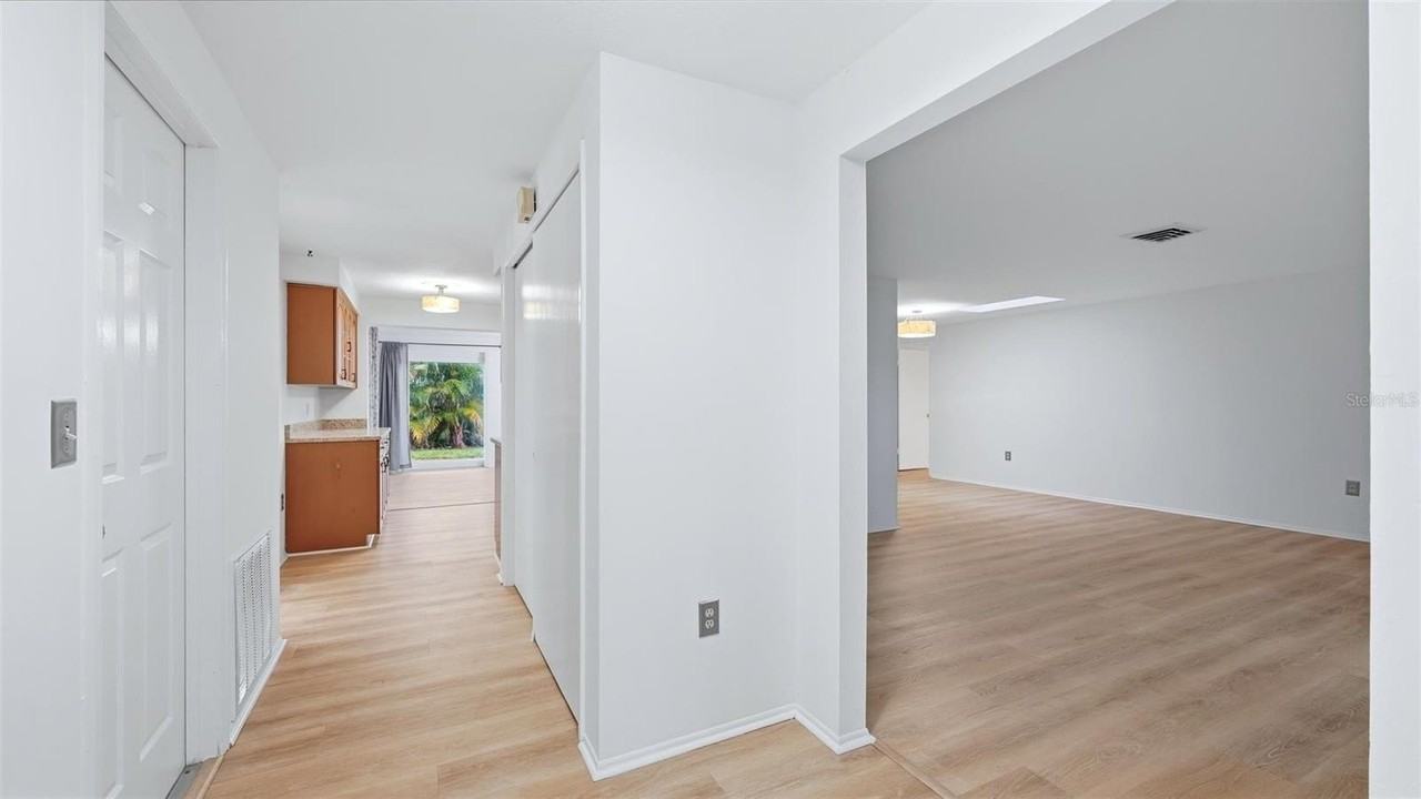 1329 Nantucket Rd - Photo 4 of 50