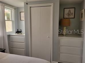 1370 Greenway Dr - Photo 6 of 34