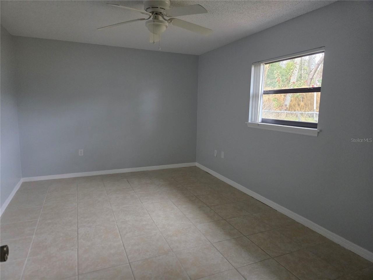 743 E Alfred St - Photo 6 of 15