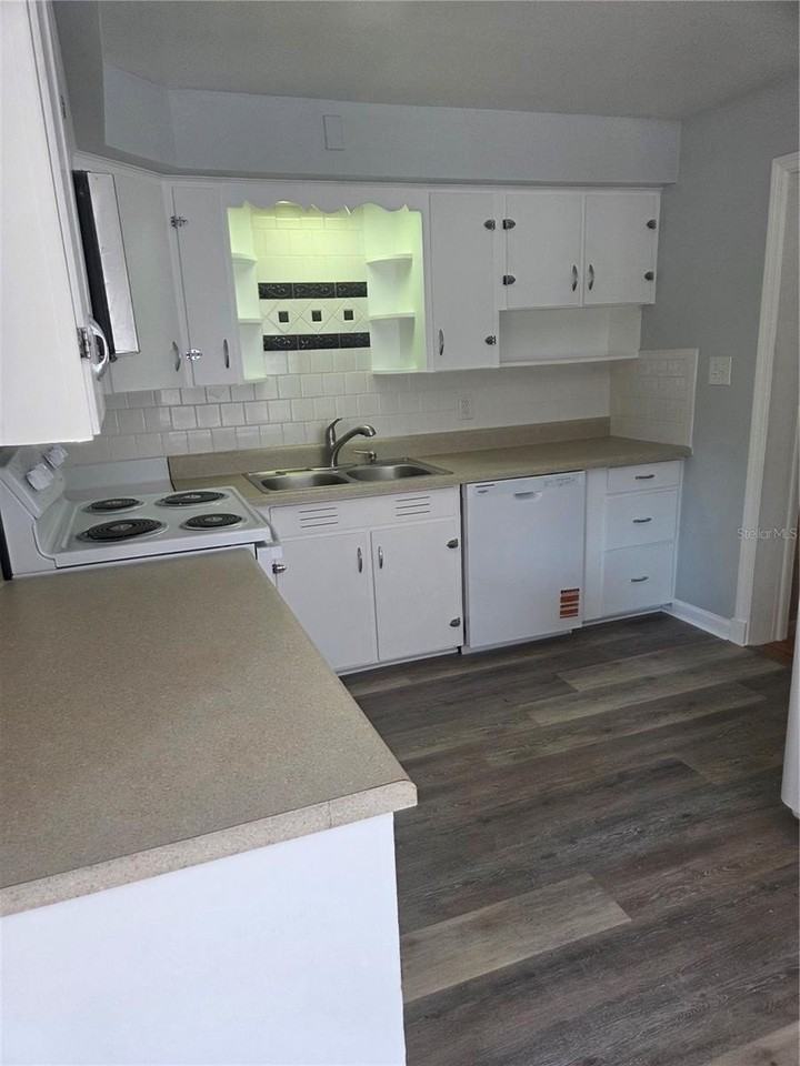101 E Atwater Ave - Photo 4 of 26