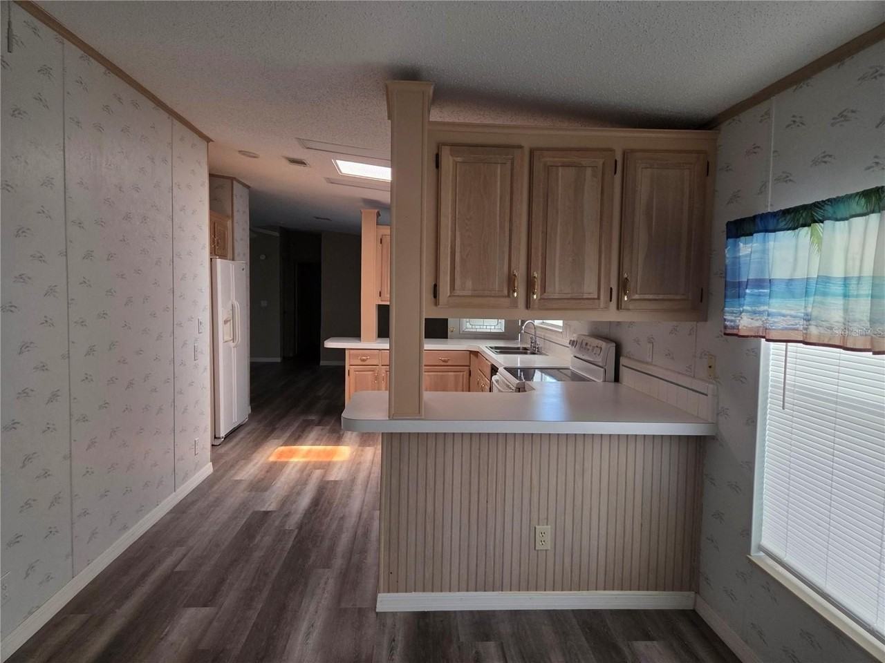 3224 Manatee Rd - Photo 3 of 27