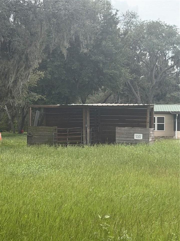 6828 State Road 33 - Photo 6 of 31