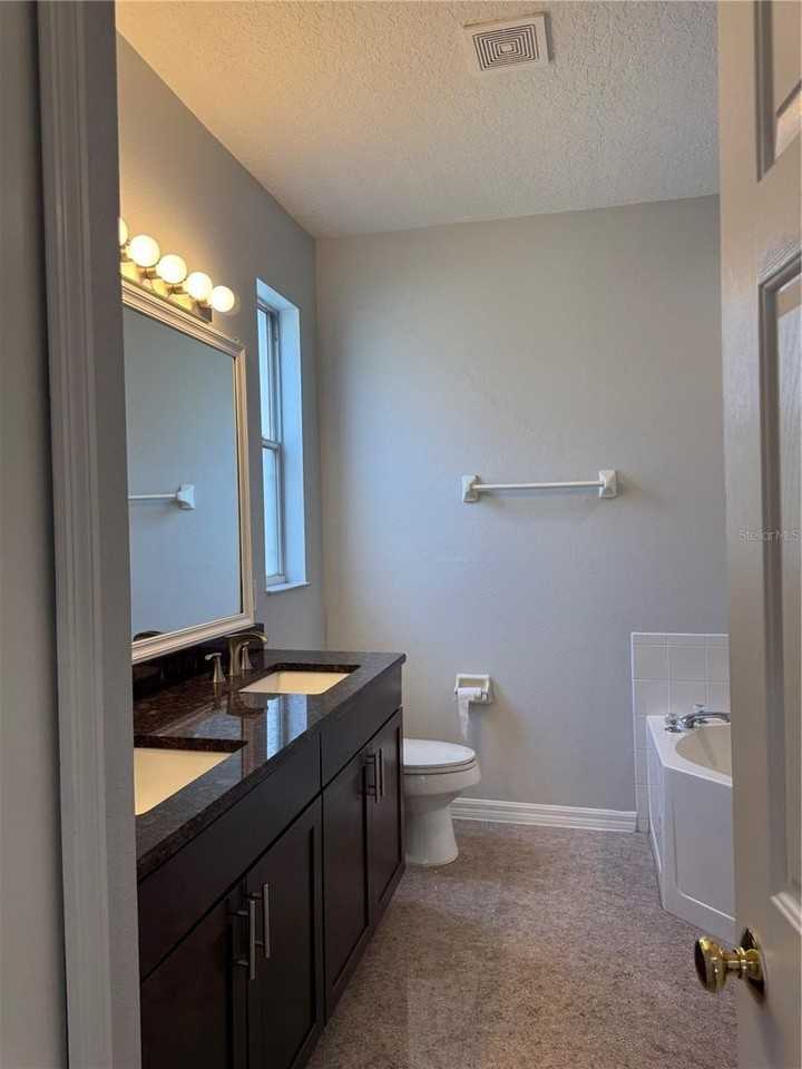 1767 Cambridge Village Ct - Photo 6 of 17