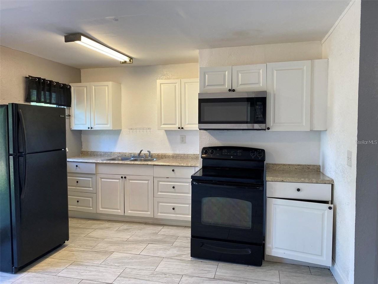 49 Orange Park Blvd - Photo 3 of 13
