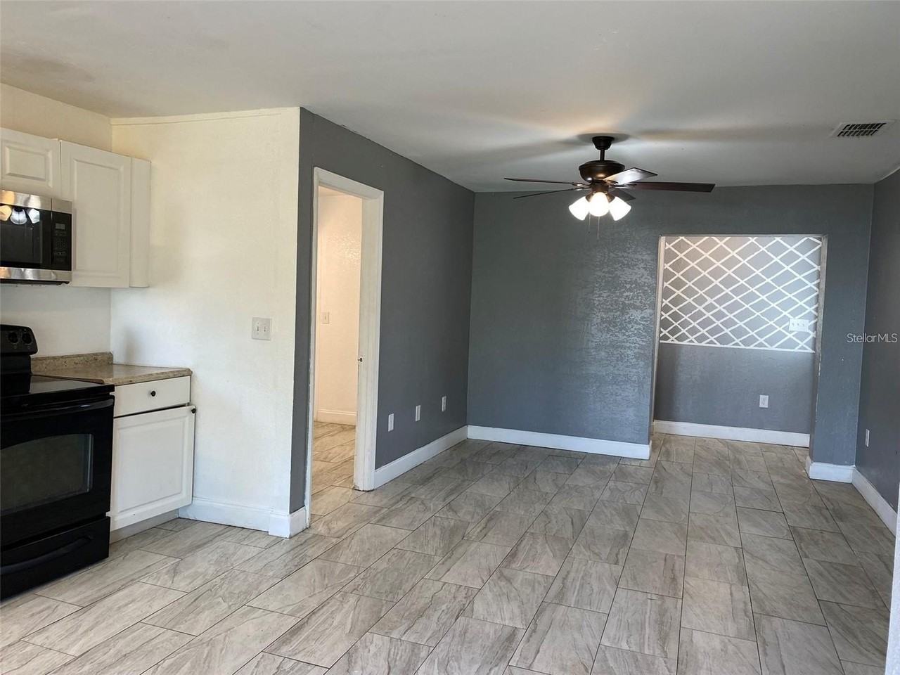 49 Orange Park Blvd - Photo 5 of 13