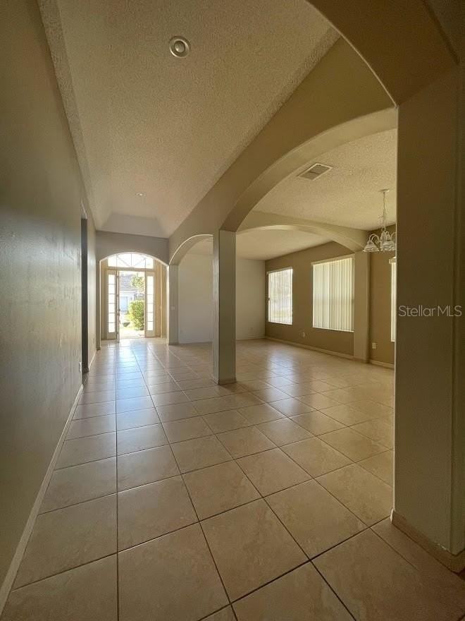 1819 Wedgewood Way - Photo 2 of 10